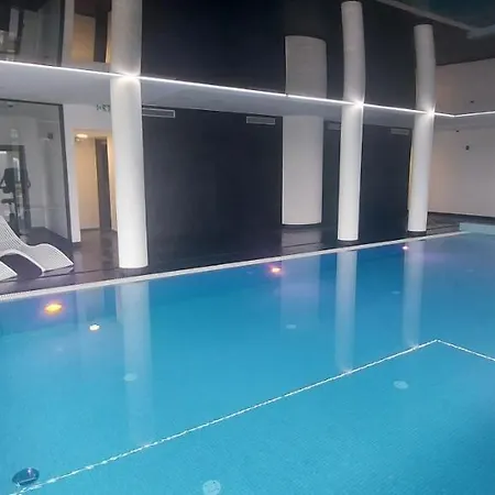 Wave Westin House * קולובז'ג